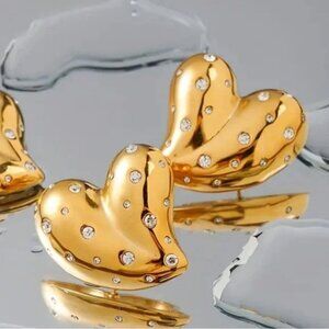 Dazzling Golden Heart Stud Earrings with Crystal Embellishments ✨💕